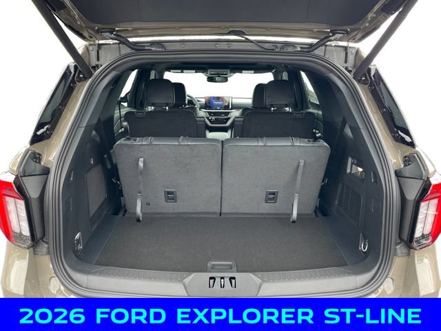 New 2026 Ford Explorer ST-Line w/ ST-Line Street Pack AWD/4WD image 5
