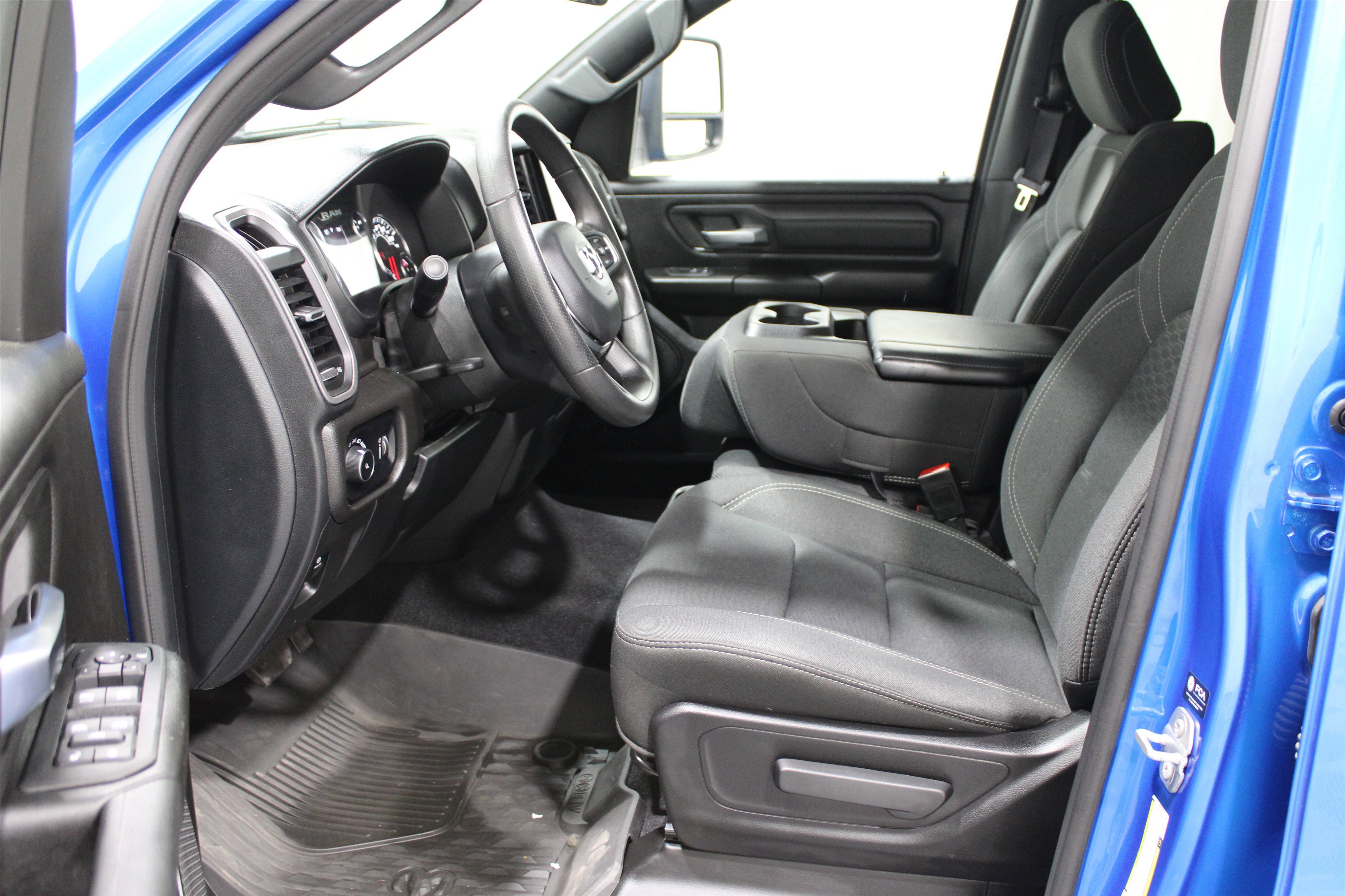 Used 2025 RAM 1500 Tradesman w/ Off Road Group image 3