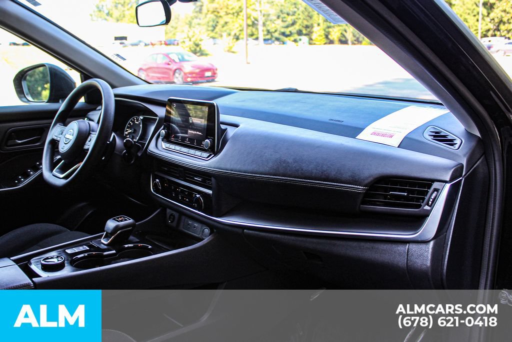 Used 2024 Nissan Rogue S AWD/4WD image 22