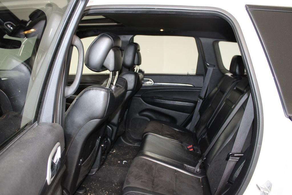 Used 2020 Jeep Grand Cherokee Altitude image 19