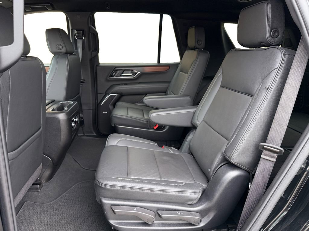 Used 2025 GMC Yukon Denali image 19