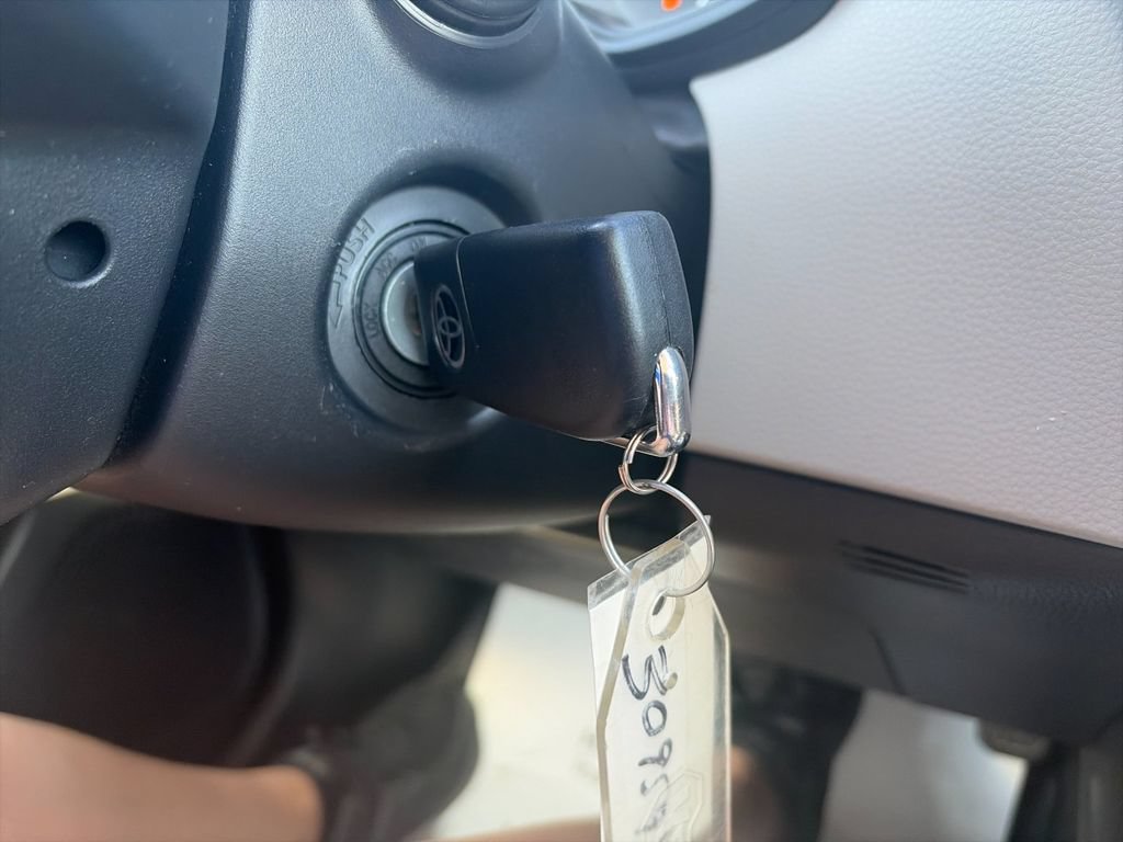 Used 2024 Toyota Corolla LE FWD image 25