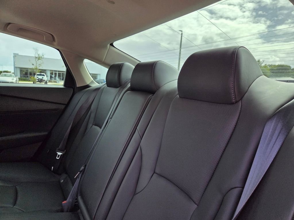 Used 2024 Honda Accord EX-L image 16