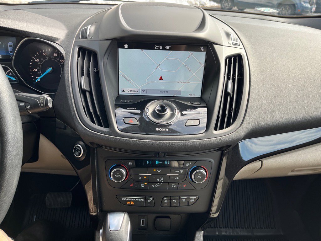 Used 2019 Ford Escape Titanium w/ U9j03 - Titanium Tow Package image 20