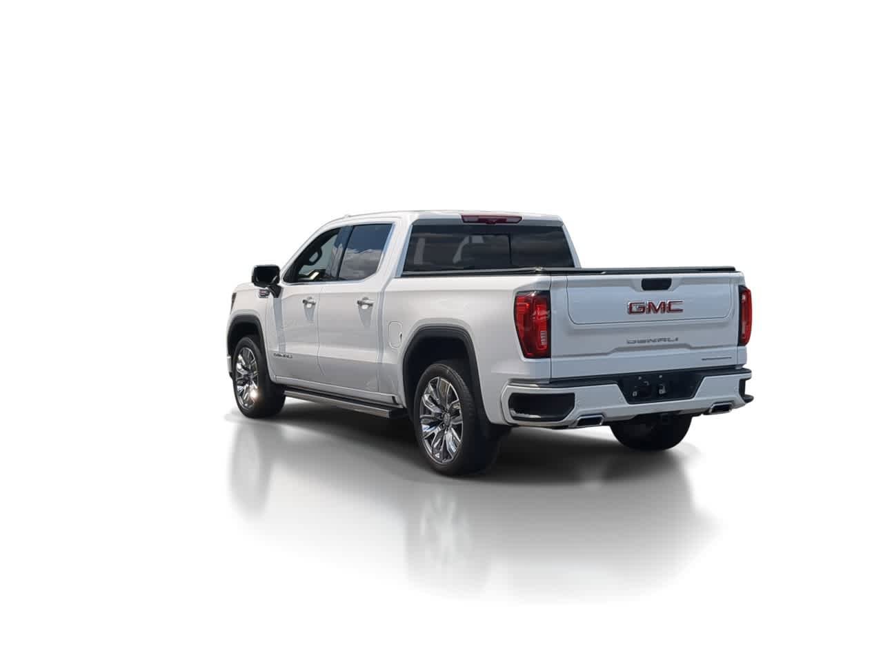 Used 2023 GMC Sierra 1500 Denali w/ Denali Reserve Package AWD/4WD image 6