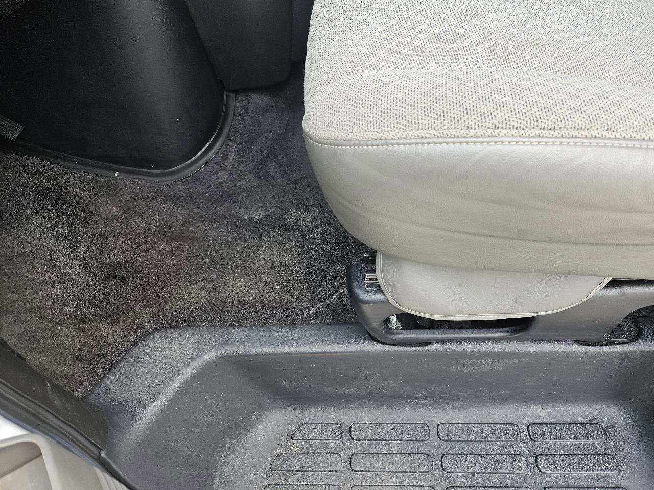 Used 2014 Chevrolet Express 1500 LT w/ LT Preferred Equipment Group AWD/4WD image 15