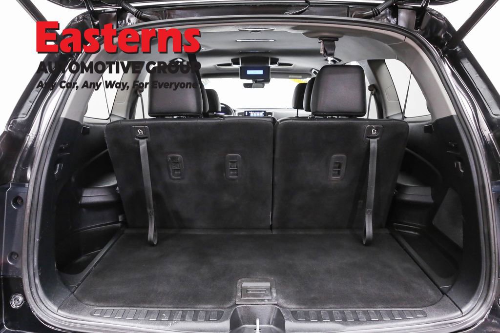 Used 2021 Honda Pilot Touring image 9