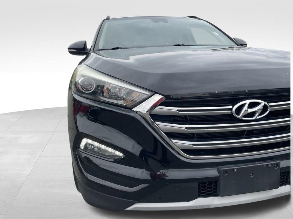 Used 2017 Hyundai Tucson Limited w/ Limited Ultimate Package 03 AWD/4WD image 22
