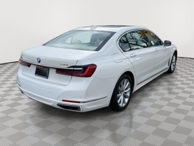 Used 2020 BMW 740i xDrive w/ Cold Weather Package image 5