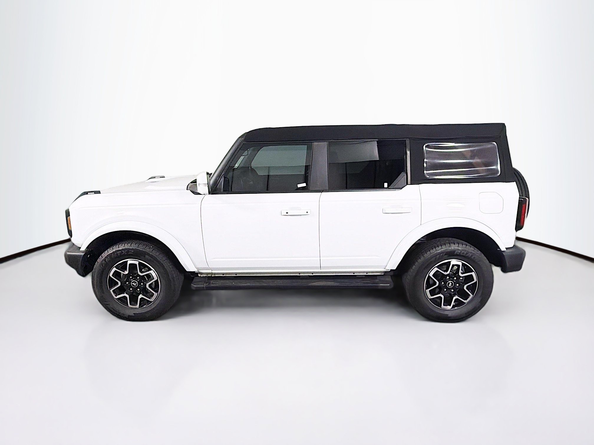 Used 2024 Ford Bronco Outer Banks AWD/4WD image 4