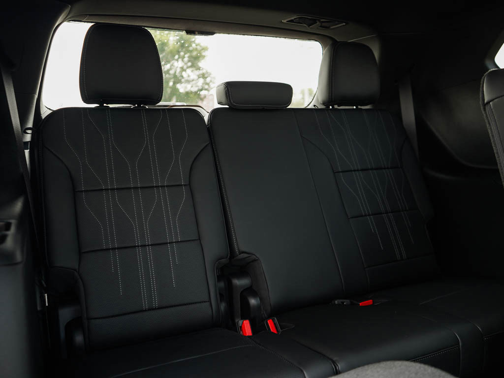 New 2026 Buick Enclave Avenir w/ LPO, Floor Liner Package image 13