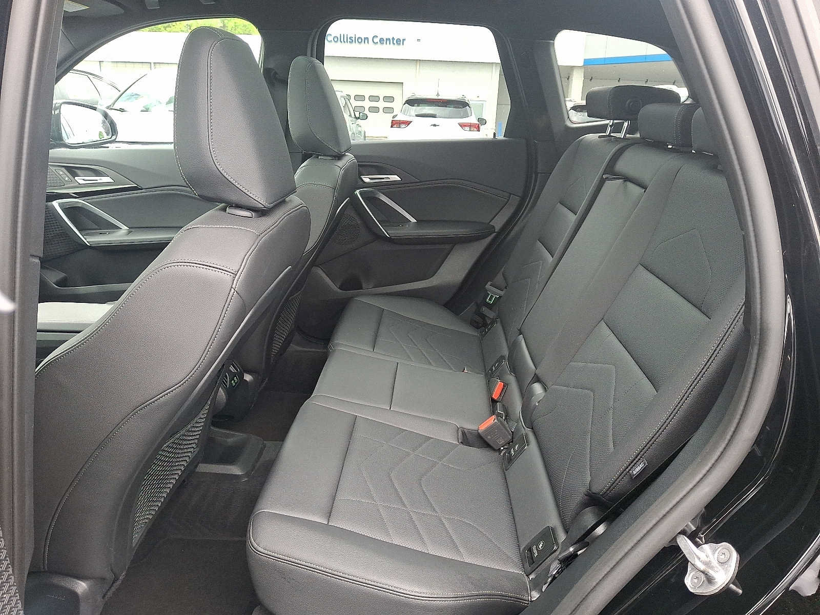Used 2023 BMW X1 xDrive28i AWD/4WD image 10