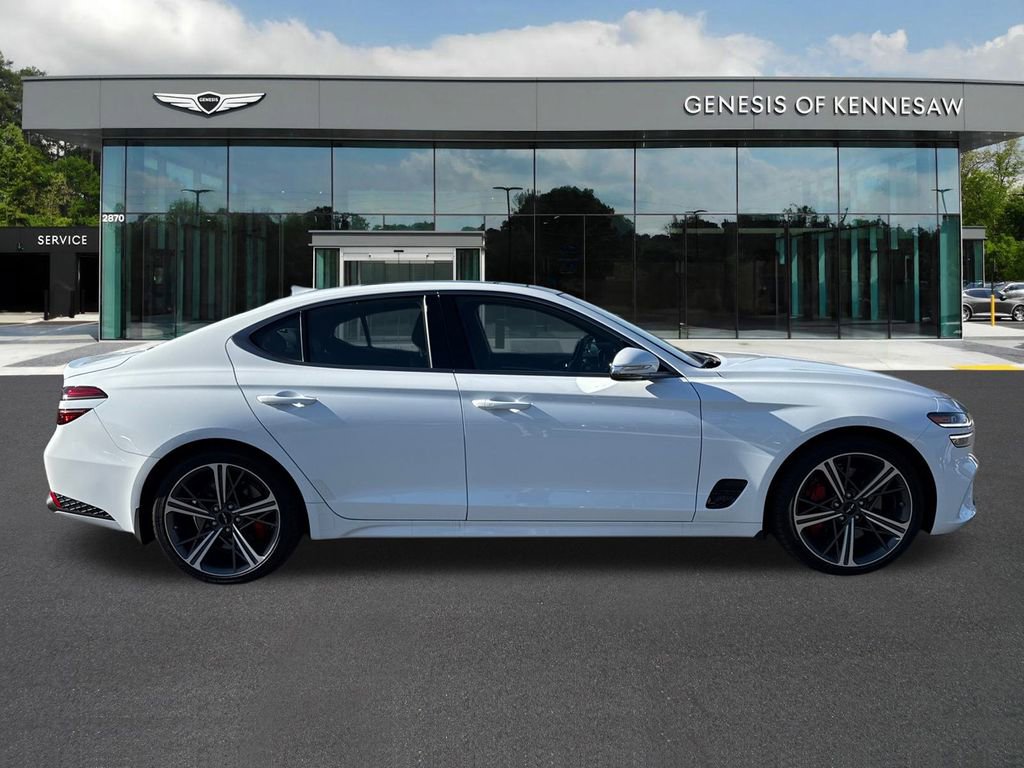Used 2025 Genesis G70 3.3T Advanced image 8