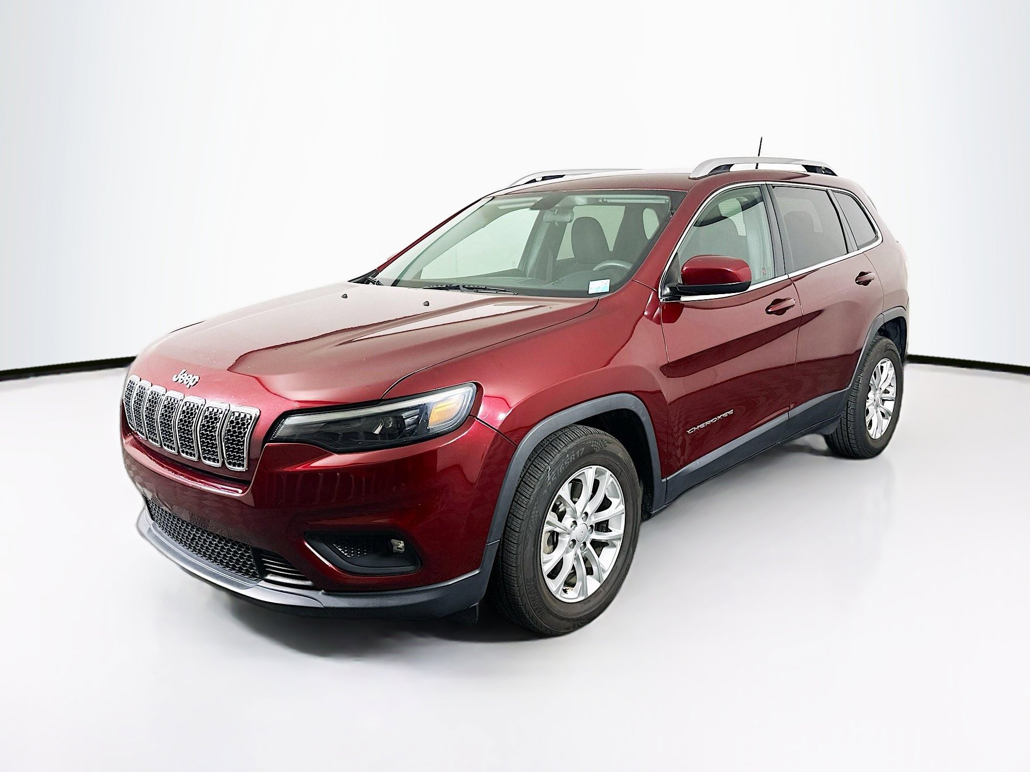 Used 2019 Jeep Cherokee Latitude w/ Popular Appearance Group FWD image 3