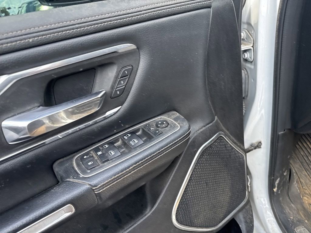 Used 2021 RAM 1500 Laramie AWD/4WD image 13