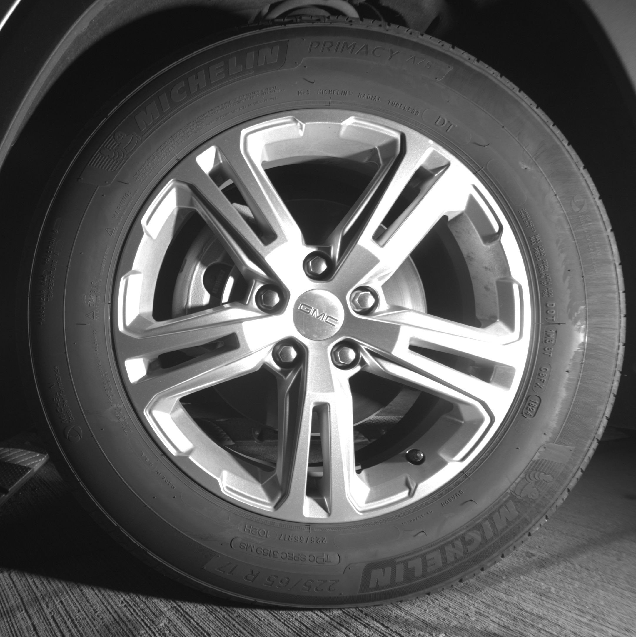 Used 2024 GMC Terrain SLE image 17