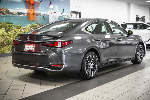 Certified 2025 Lexus ES 300h w/ Premium Package FWD image 6