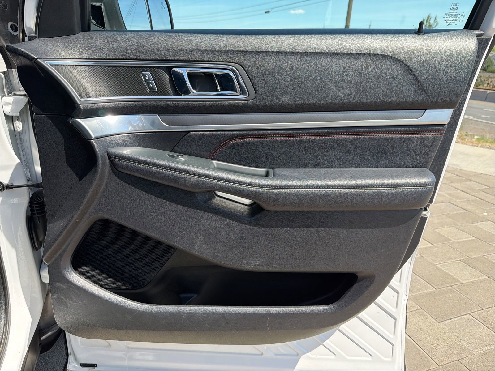 Used 2018 Ford Explorer Sport w/ Equipment Group 401A AWD/4WD image 24