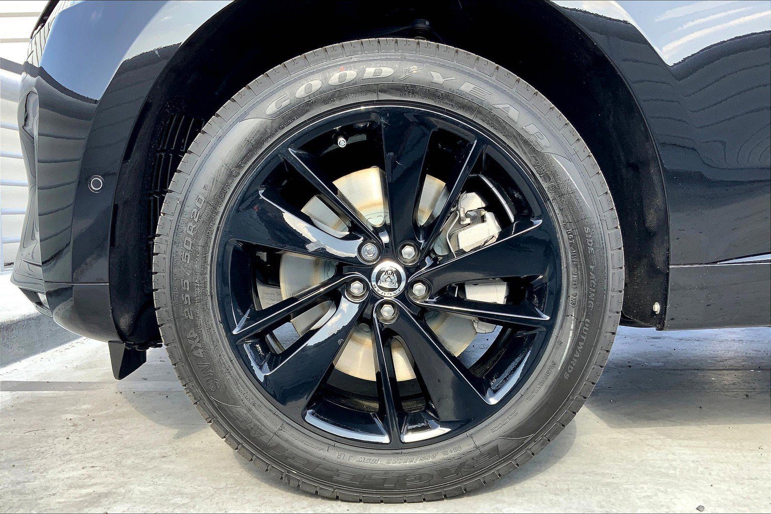 New 2026 Jaguar F-PACE R-Dynamic S image 9