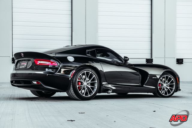Used 2014 SRT Viper GTS w/ GTS Laguna Interior Package RWD image 4