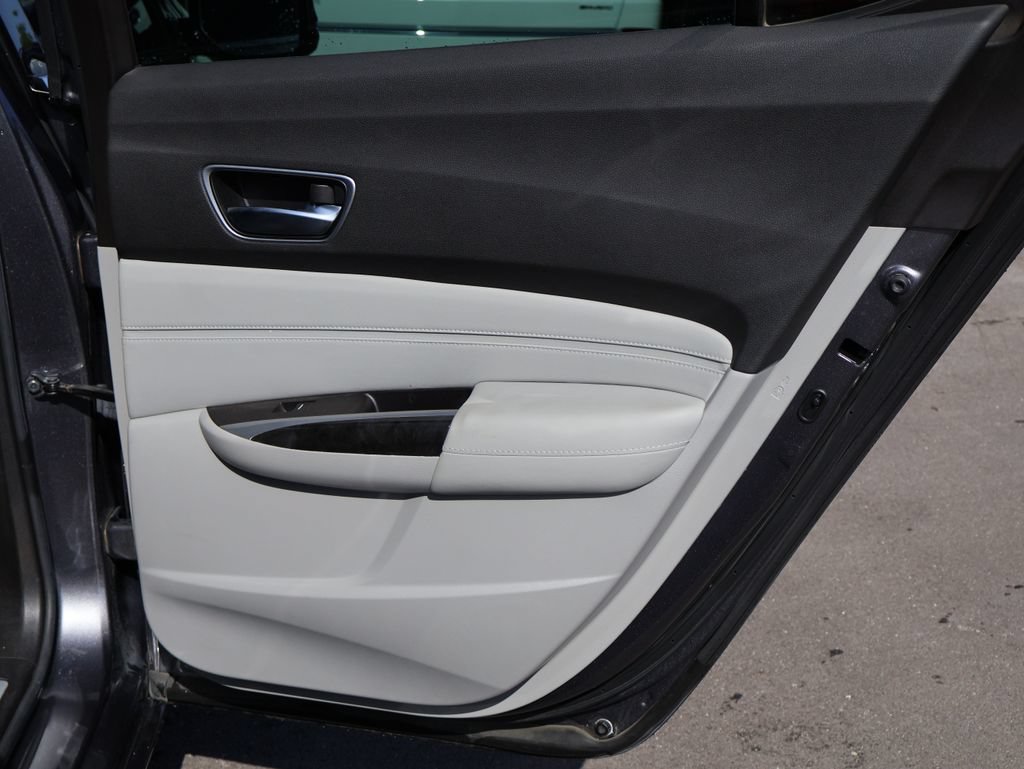 Used 2020 Acura TLX FWD image 14