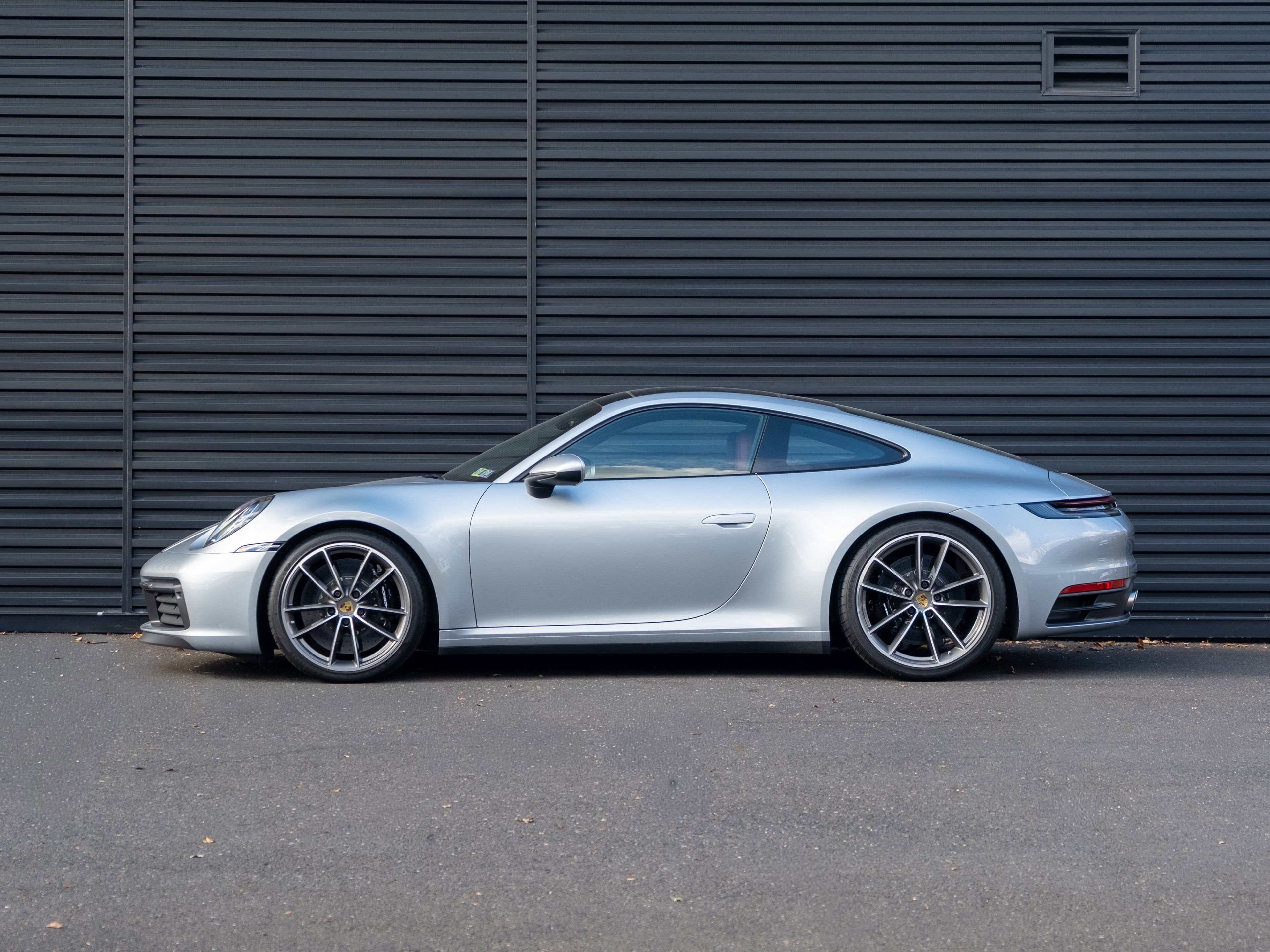 Certified 2020 Porsche 911 Carrera 4S AWD/4WD image 2