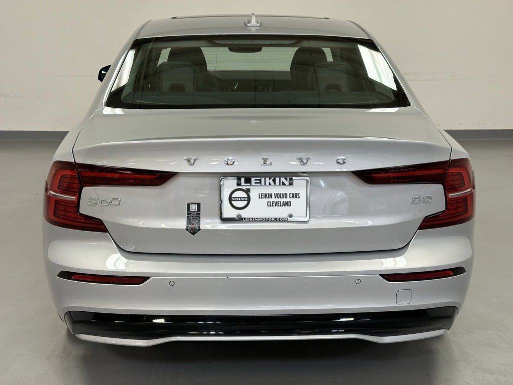 New 2024 Volvo S60 B5 Core w/ Climate Package image 7