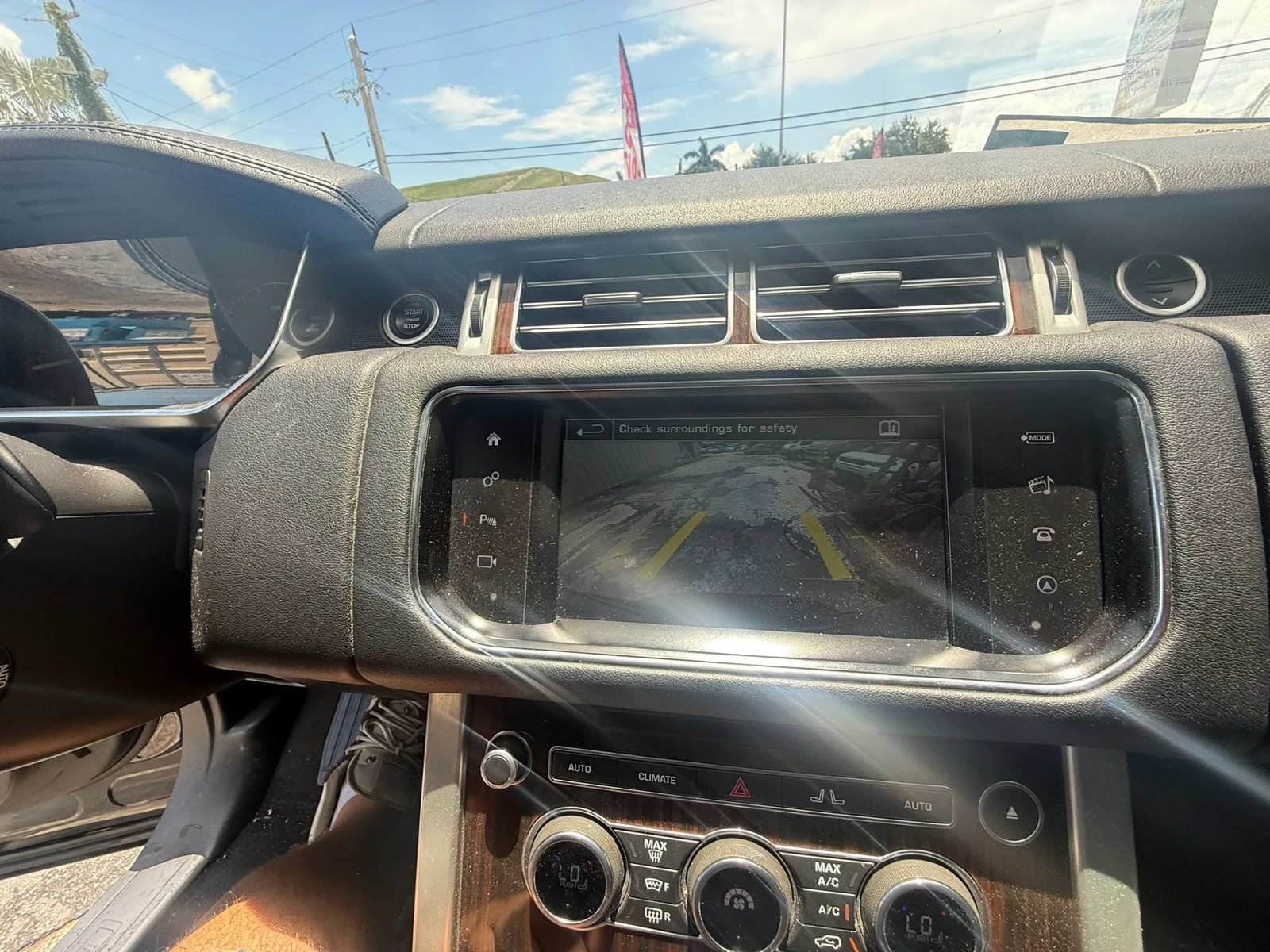 Used 2016 Land Rover Range Rover AWD/4WD image 19
