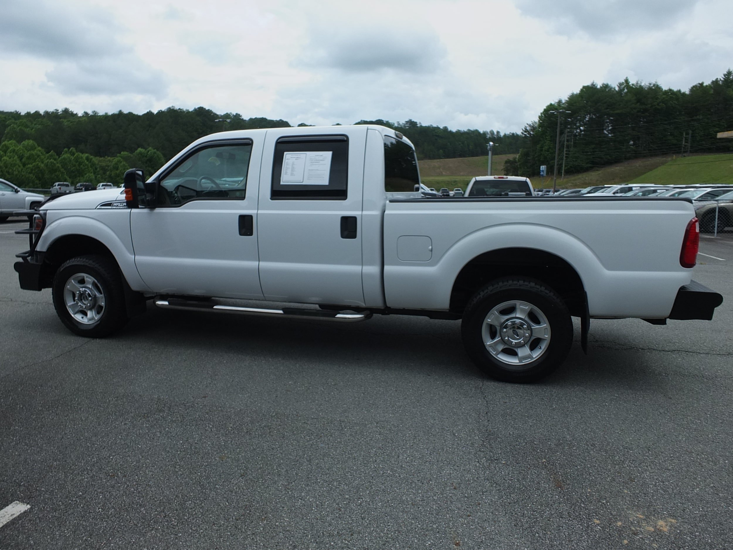 Used 2016 Ford F250 XLT AWD/4WD image 6