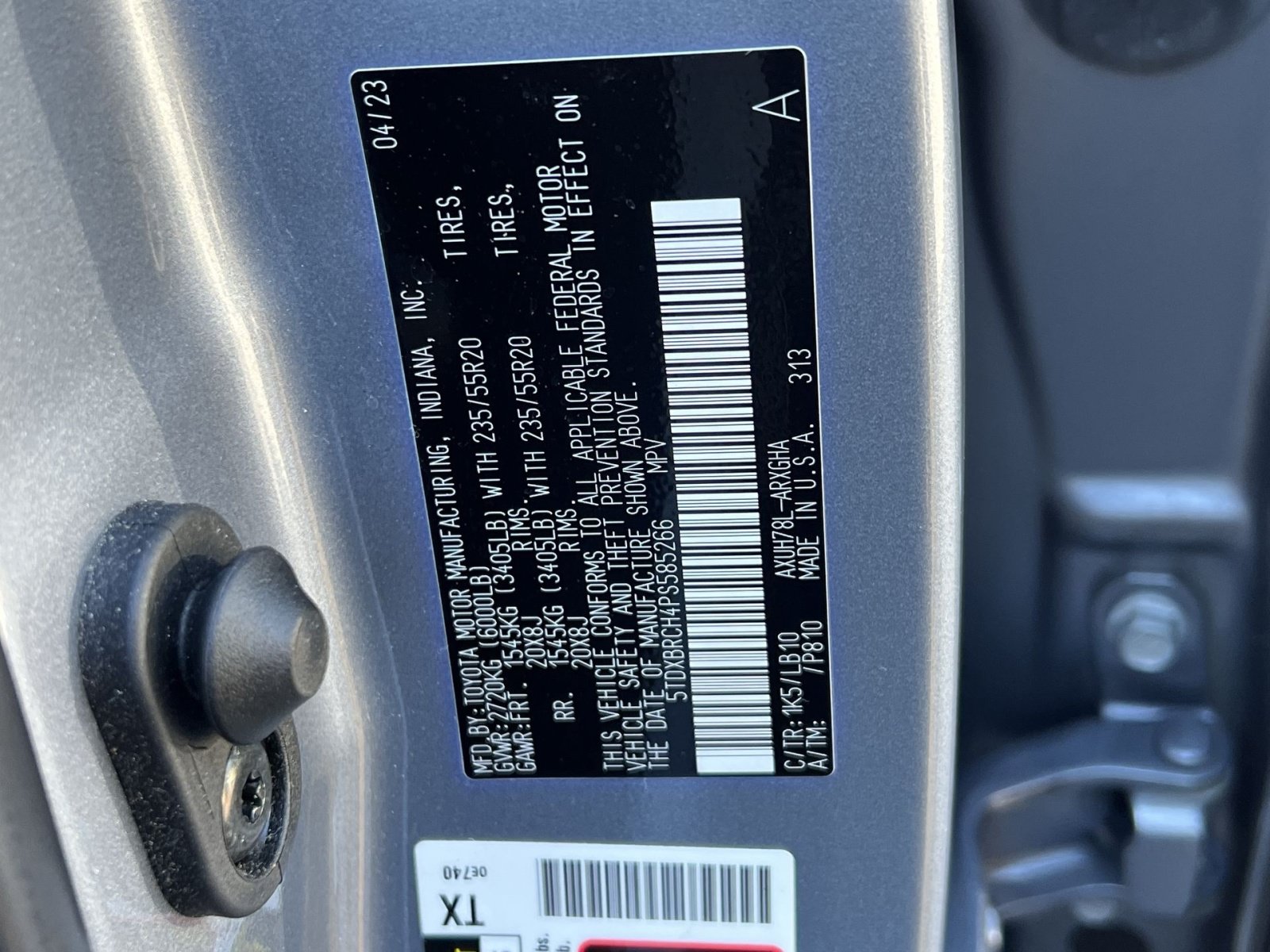 Used 2023 Toyota Highlander Limited AWD/4WD image 48