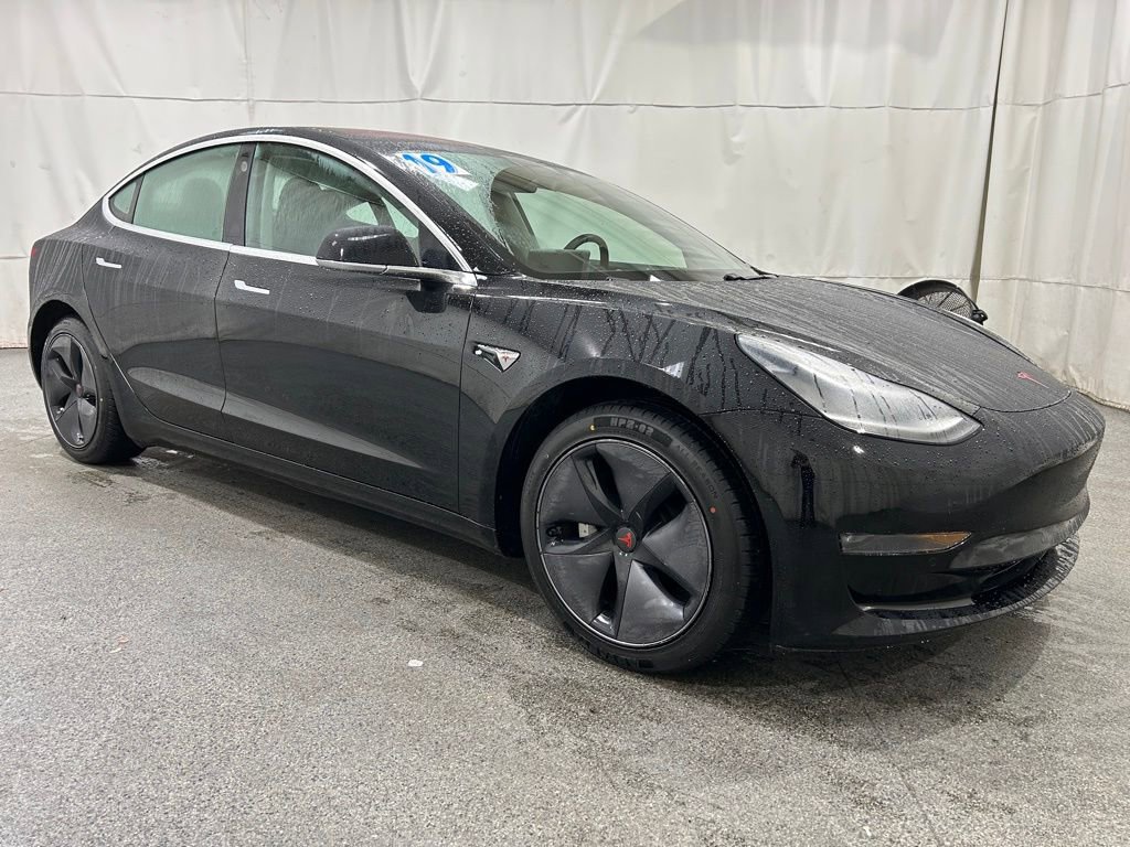 Used 2019 Tesla Model 3 Mid Range