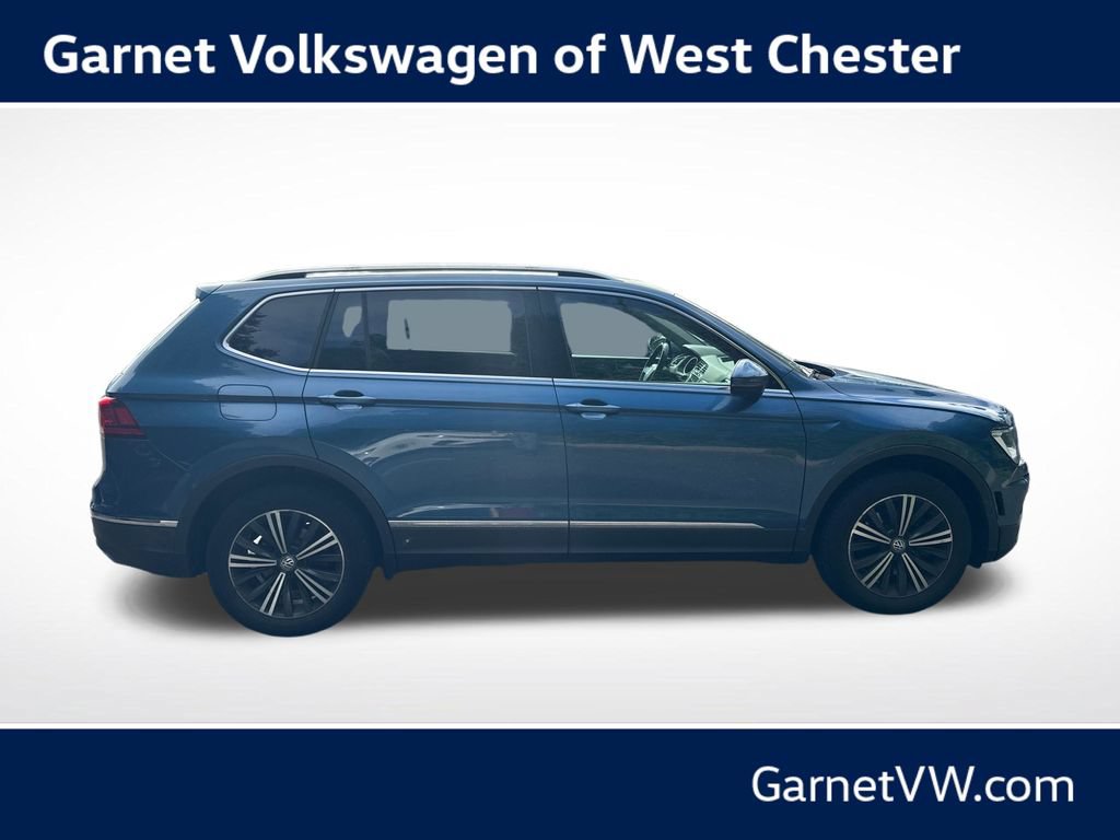 Used 2018 Volkswagen Tiguan SEL w/ 3rd Row Seat Package AWD/4WD image 6
