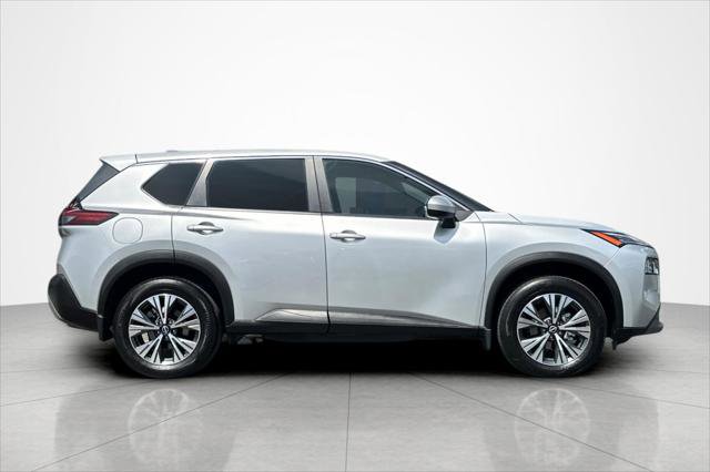 Used 2023 Nissan Rogue SV image 6