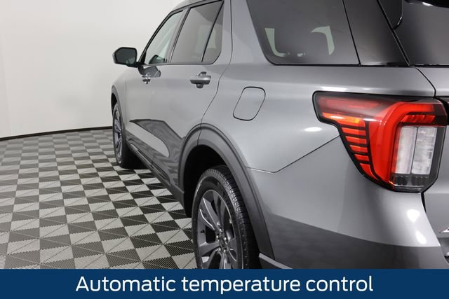 New 2026 Ford Explorer Active w/ Active Comfort Package image 18