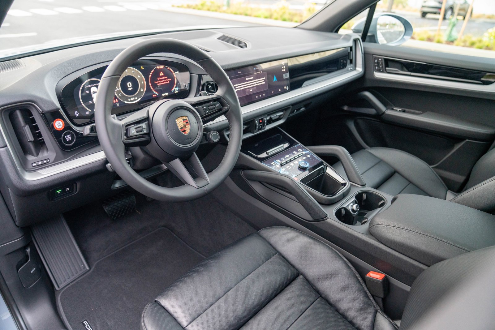 Certified 2026 Porsche Cayenne AWD/4WD image 4