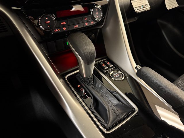 New 2025 Mitsubishi Eclipse Cross LE image 16