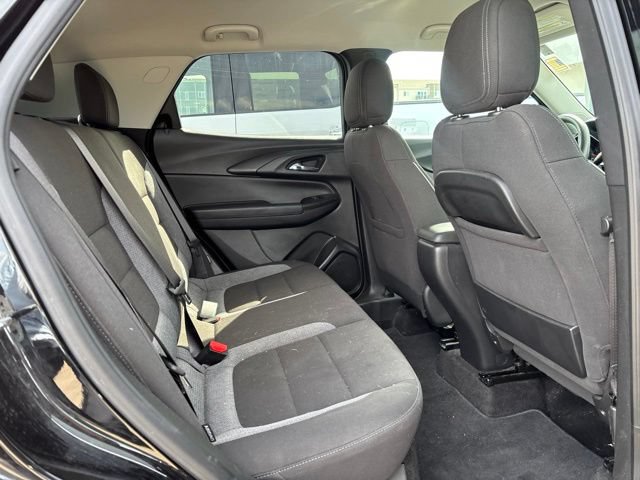 Used 2022 Chevrolet TrailBlazer LT FWD image 15