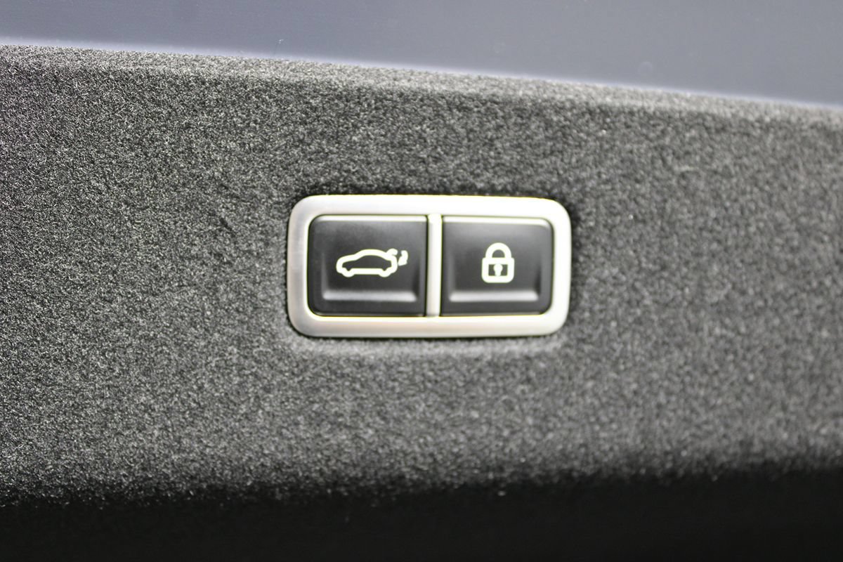 Used 2023 Hyundai Ioniq 6 SEL RWD image 24