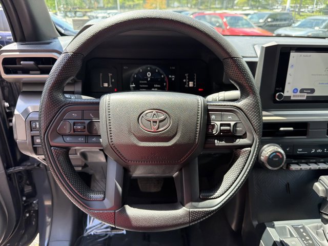 Used 2025 Toyota Tacoma SR5 AWD/4WD image 14