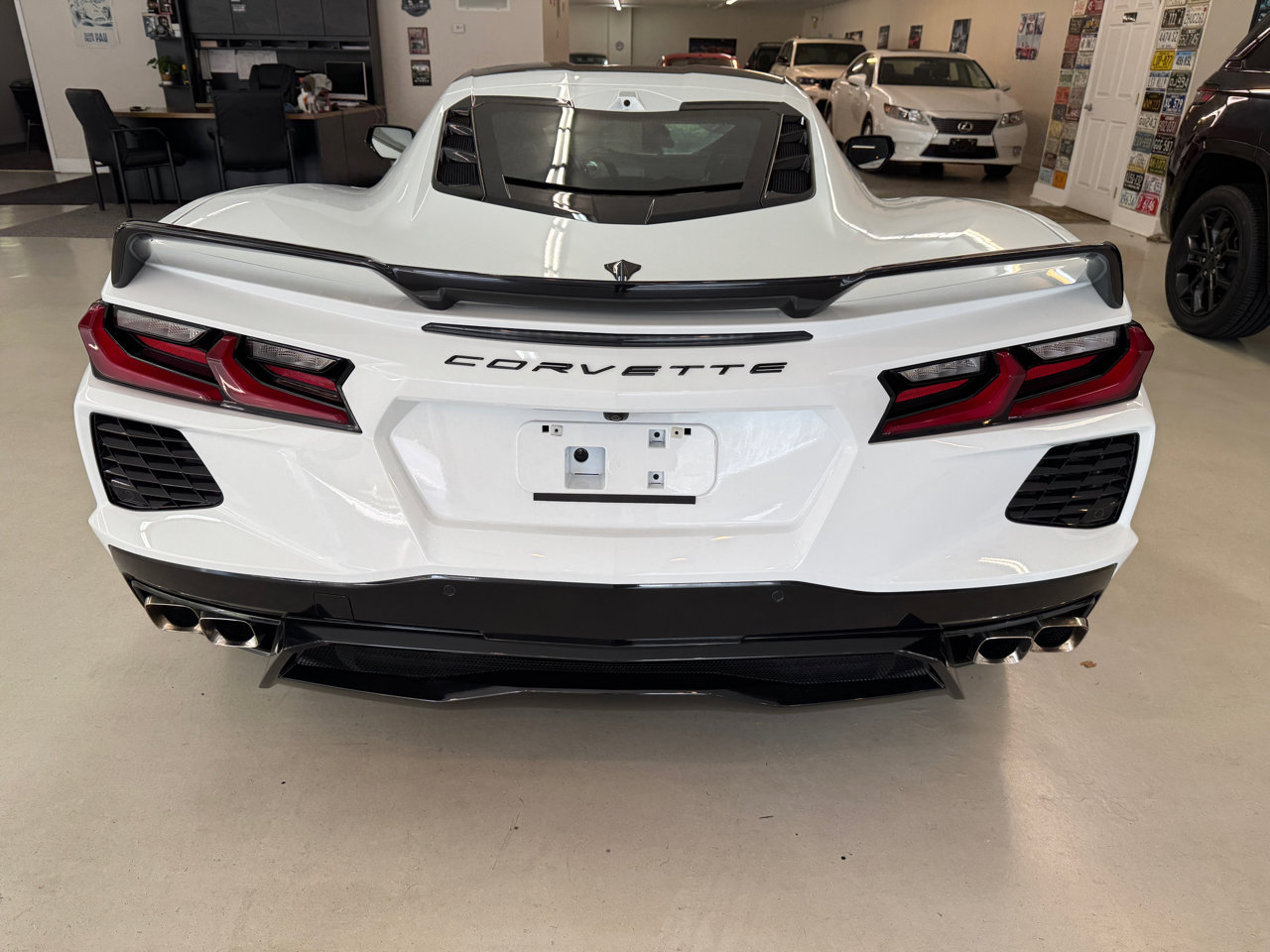 Used 2021 Chevrolet Corvette Stingray 3LT w/ Z51 Performance Package image 36