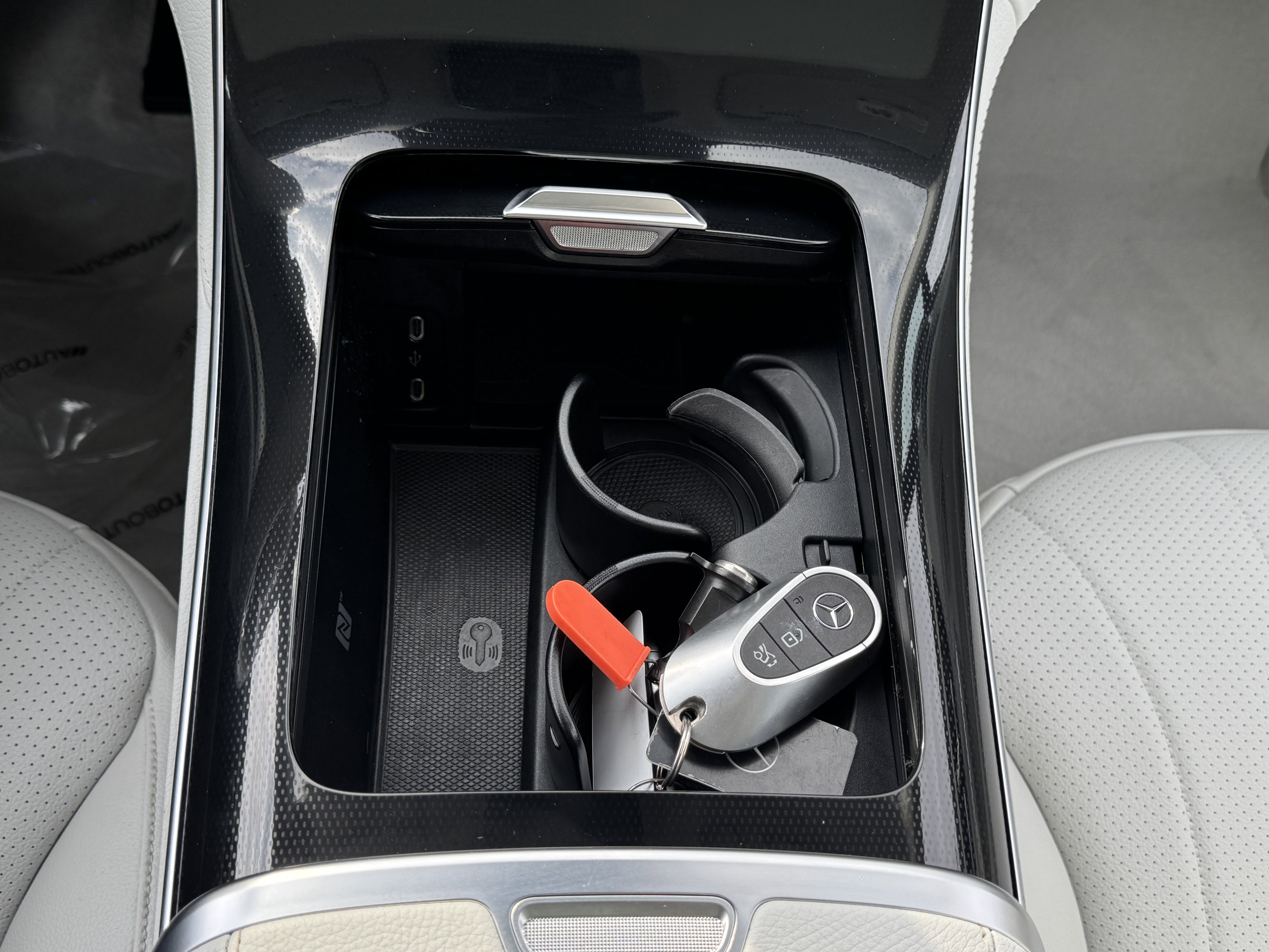 Used 2023 Mercedes-Benz EQE 350+ 4MATIC Sedan w/ Exclusive Trim Package image 30