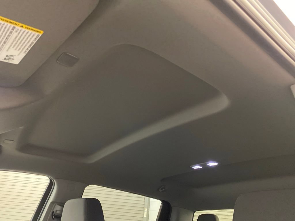 Used 2025 Chevrolet Silverado 2500 LT w/ Texas Edition AWD/4WD image 19