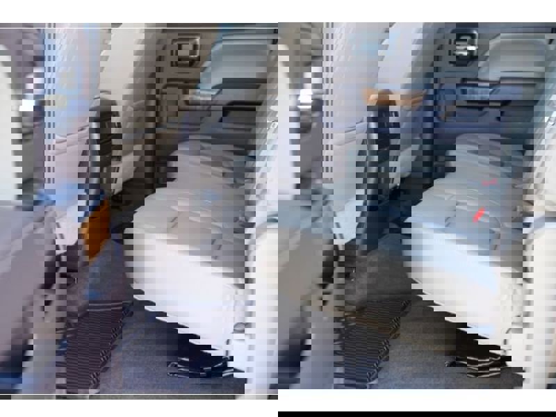 Used 2016 GMC Sierra 2500 SLT w/ Duramax Plus Package image 20