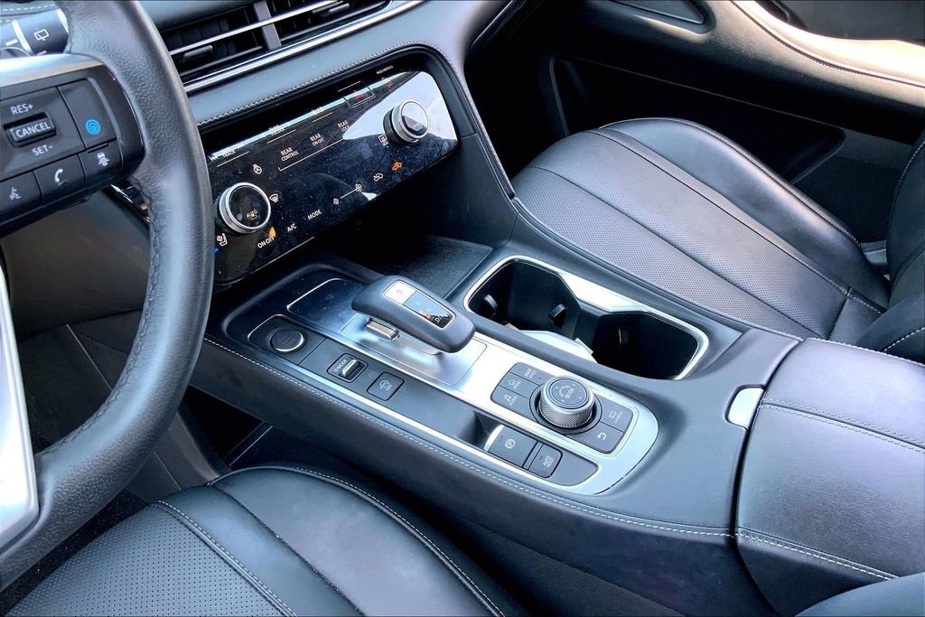 Used 2023 INFINITI QX60 Luxe AWD/4WD image 13
