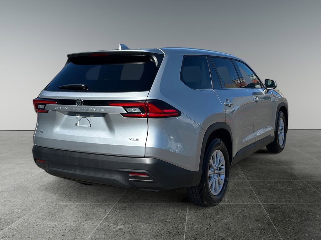 Used 2025 Toyota Grand Highlander AWD image 10