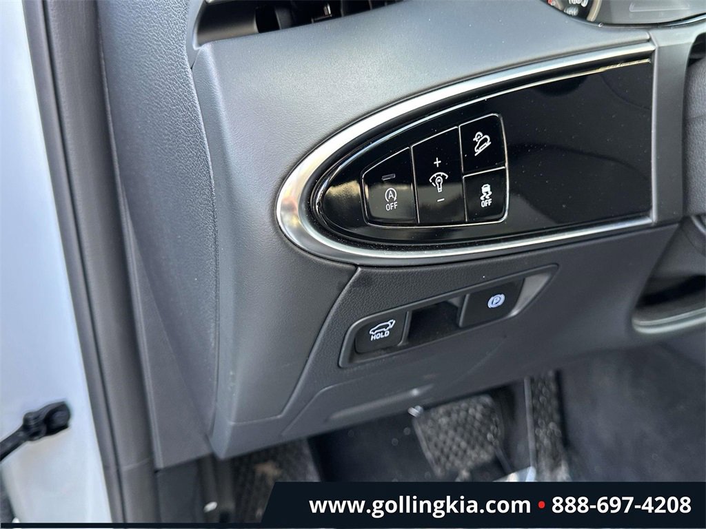 Used 2025 Genesis GV70 2.5T image 17