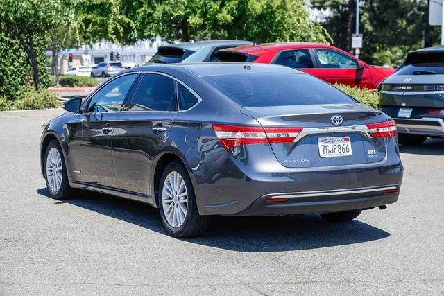 Used 2014 Toyota Avalon XLE Touring FWD image 2