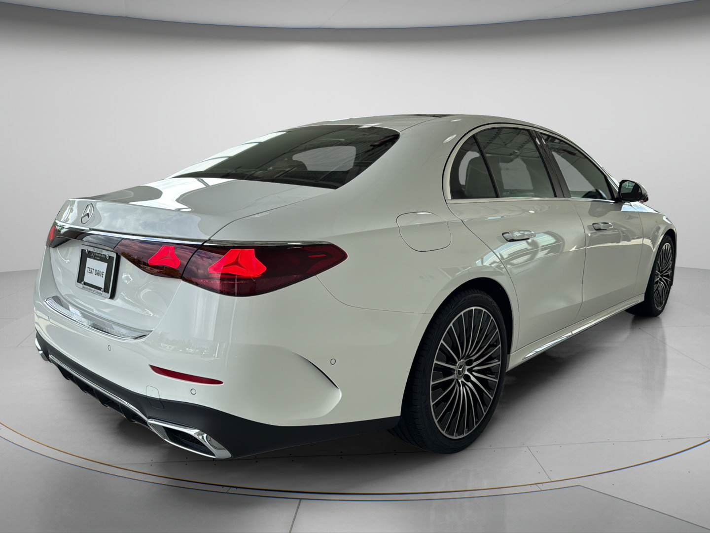 New 2027 Mercedes-Benz E 350 Sedan image 5
