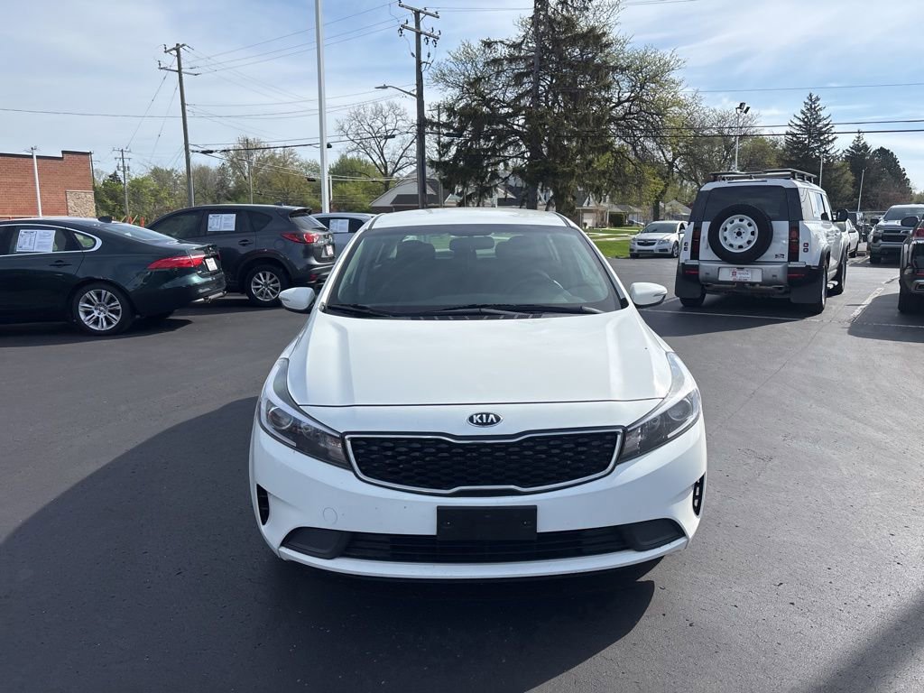 Used 2017 Kia Forte LX FWD image 3
