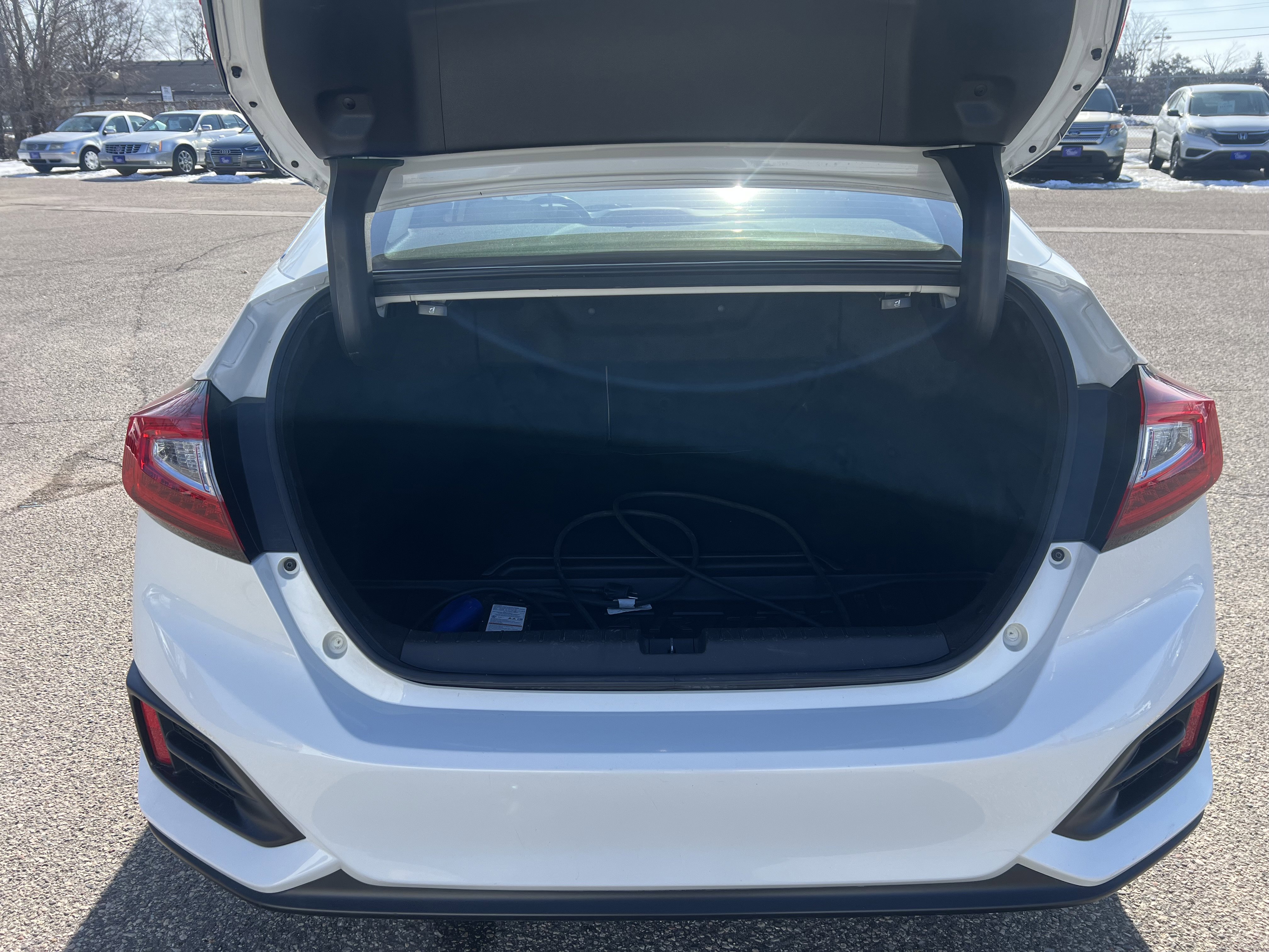 Used 2018 Honda Clarity Touring image 10